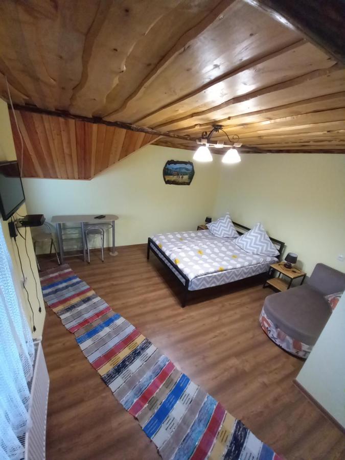 Sadiba Oprishok Apartment *