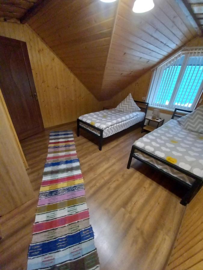 Sadiba Oprishok Apartment Lazeshchyna