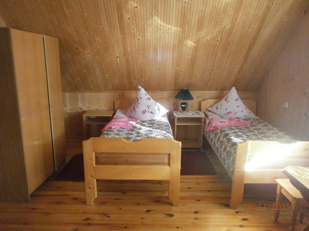 Sadiba Oprishok Apartment Lazeshchyna